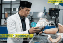 Syarat Memakai Kaki Palsu: Pastikan Luka Sembuh Teknisi mengevaluasi syarat memakai kaki palsu di klinik Makassar